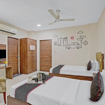 FabHotel Kia residency Ahmedabad Exterior foto