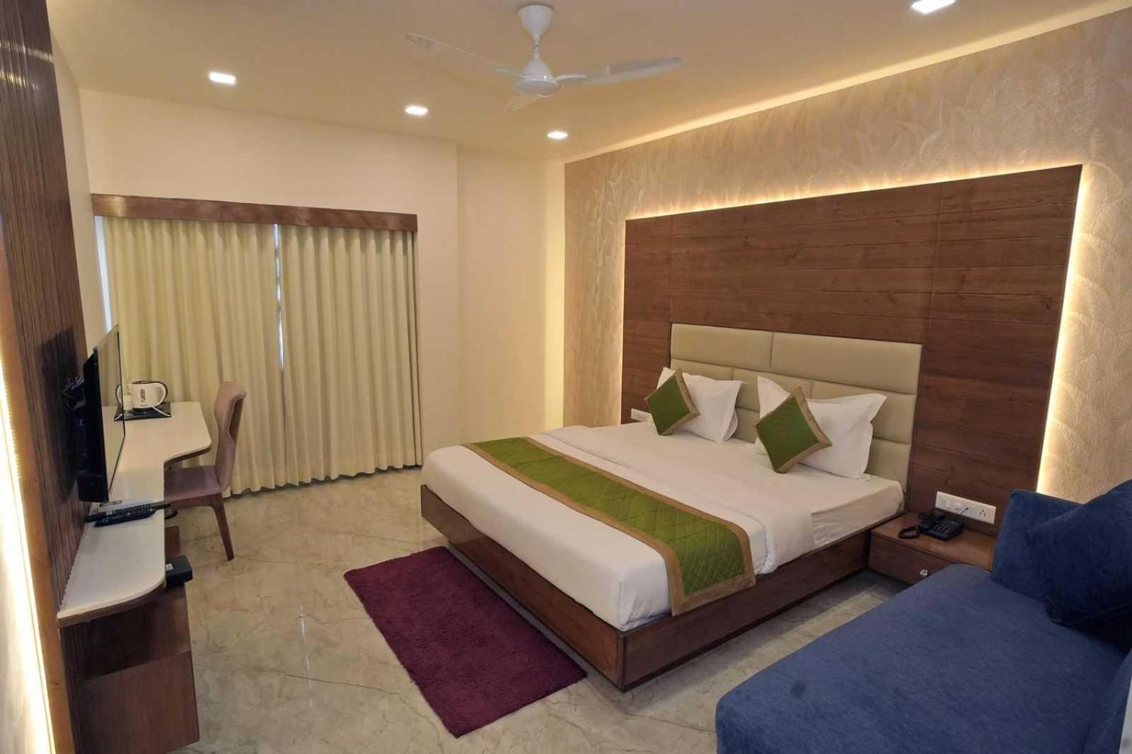 FabHotel Kia residency Ahmedabad Exterior foto